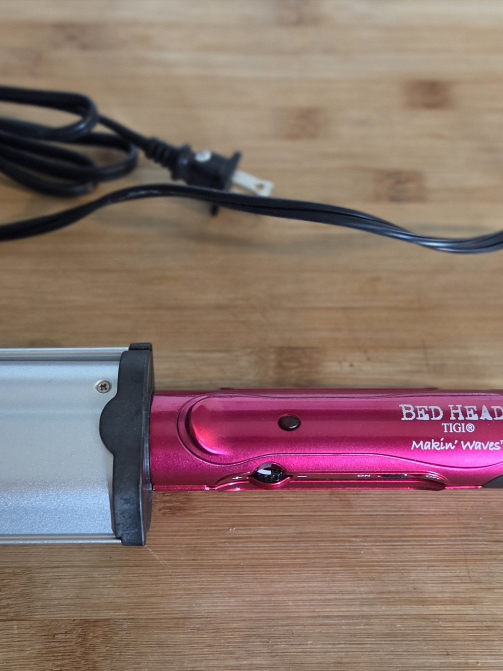 BedHead Makin' Waves Hair Waver - Pink